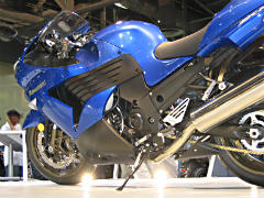 High-performance sportbike as first motorcycle?  Might not end well.